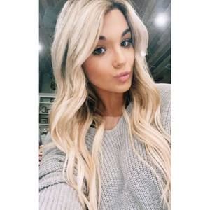 Meet your Posher, Candace